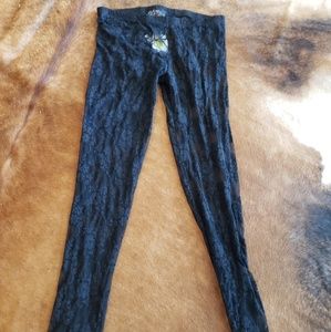 NWT lace leggings